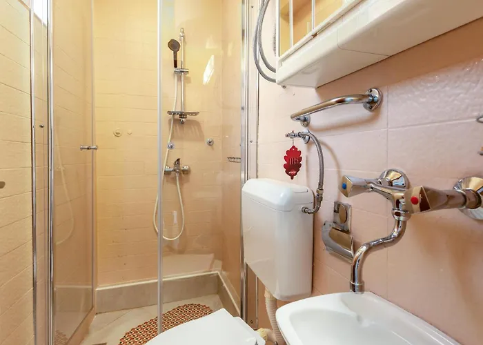 Apartamento Awesome In *