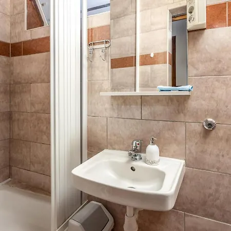 Apartment Beautiful In With Wifi Novi Vinodolski